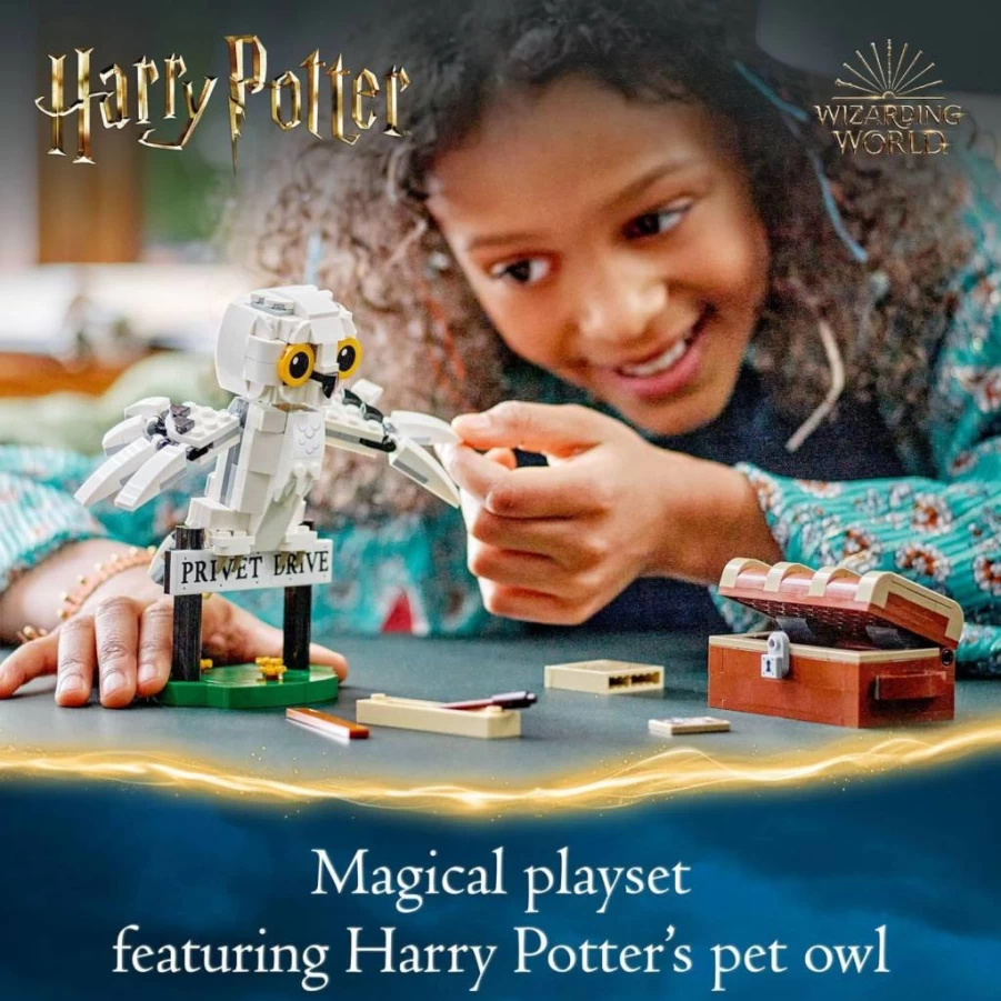 LEGO Harry Potter Hedwig Owl Building Set 76425 – Buildable Hedwig at 4 Privet Drive with Harry Potter Figure, Creative Gift for Kids Ages 7+