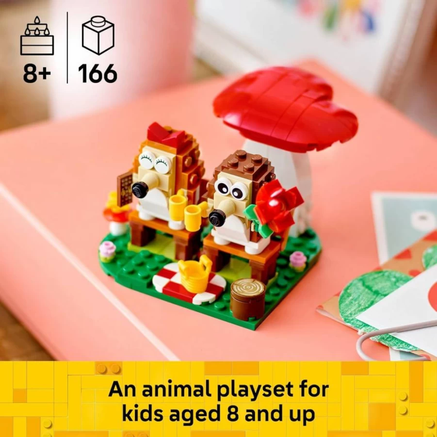 LEGO 40711 Hedgehog Picnic Building Set - Creative Animal Toy with 2 Hedgehog Figures for Kids Ages 8+, Perfect Gift for Boys and Girls