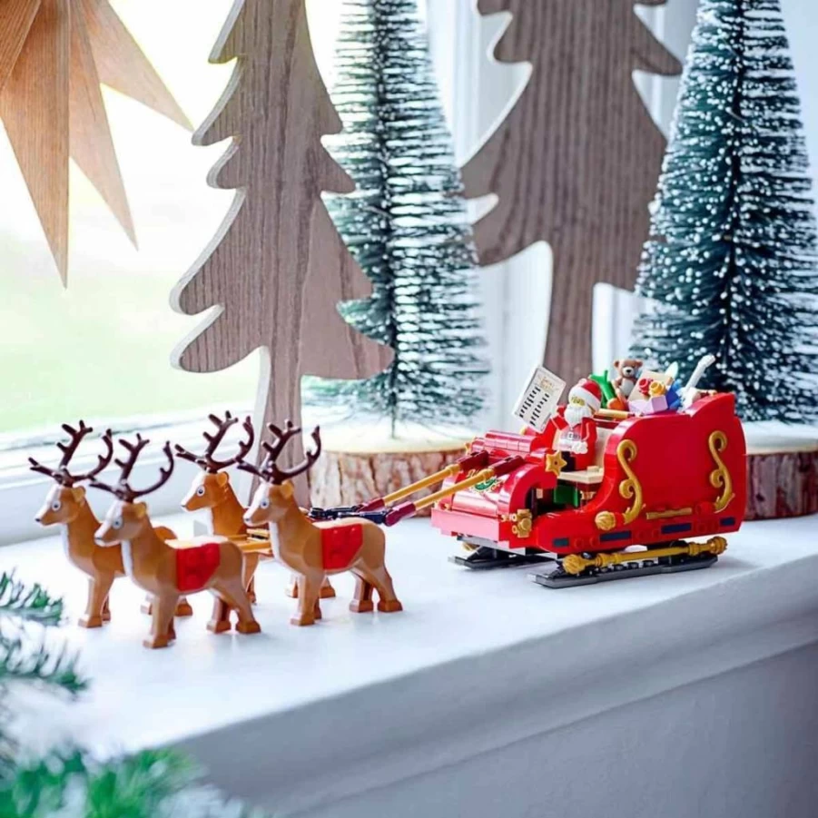 LEGO 40499 Santa's Sleigh Building Set with Santa Claus & Reindeer Figures - Christmas Holiday Toy Gift for Kids Ages 9+ - Creative Indoor Decor for Boys & Girls