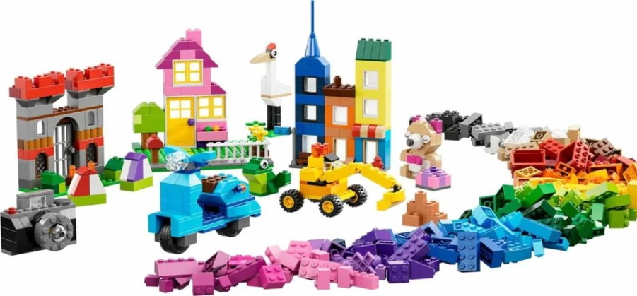 LEGO Classic Large Creative Brick Box 10698 Building Set for Kids - 790 Pieces, Storage Box, Creative Play for Boys & Girls, STEM Learning Toy for Home & Classroom