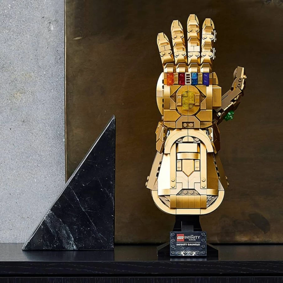 LEGO Marvel Avengers Thanos Infinity Gauntlet Building Set 76191 - Collectible Model Kit with Infinity Stones, Adult Display Decor & Gift for Teens